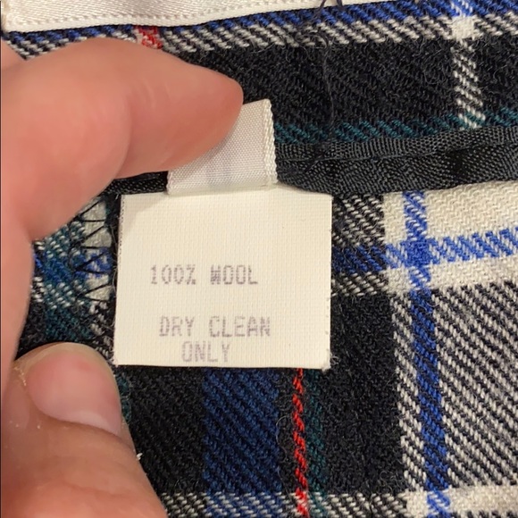 Talbots plaid skirt - 8 - Picture 3 of 5